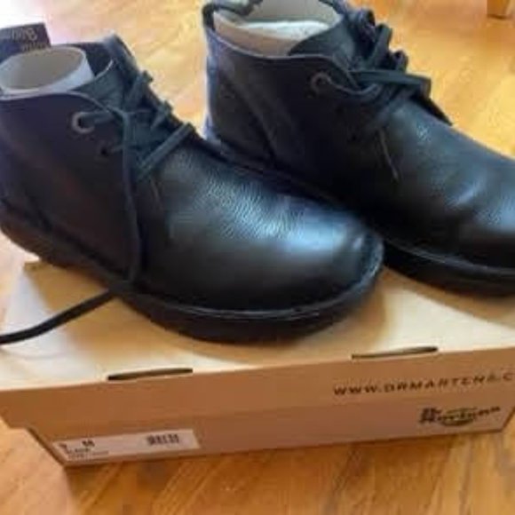 Dr Martens. size 9. new in a box main image 5